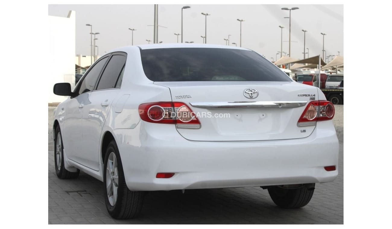 تويوتا كورولا XLI تويوتا كرولا 2013 ابيض خليجي 1.6 بحالة ممتازة بدون حوادث