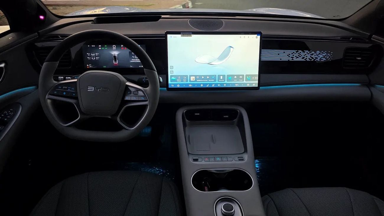 بي واي دي سيليون 7 06 Top Option | Zero km