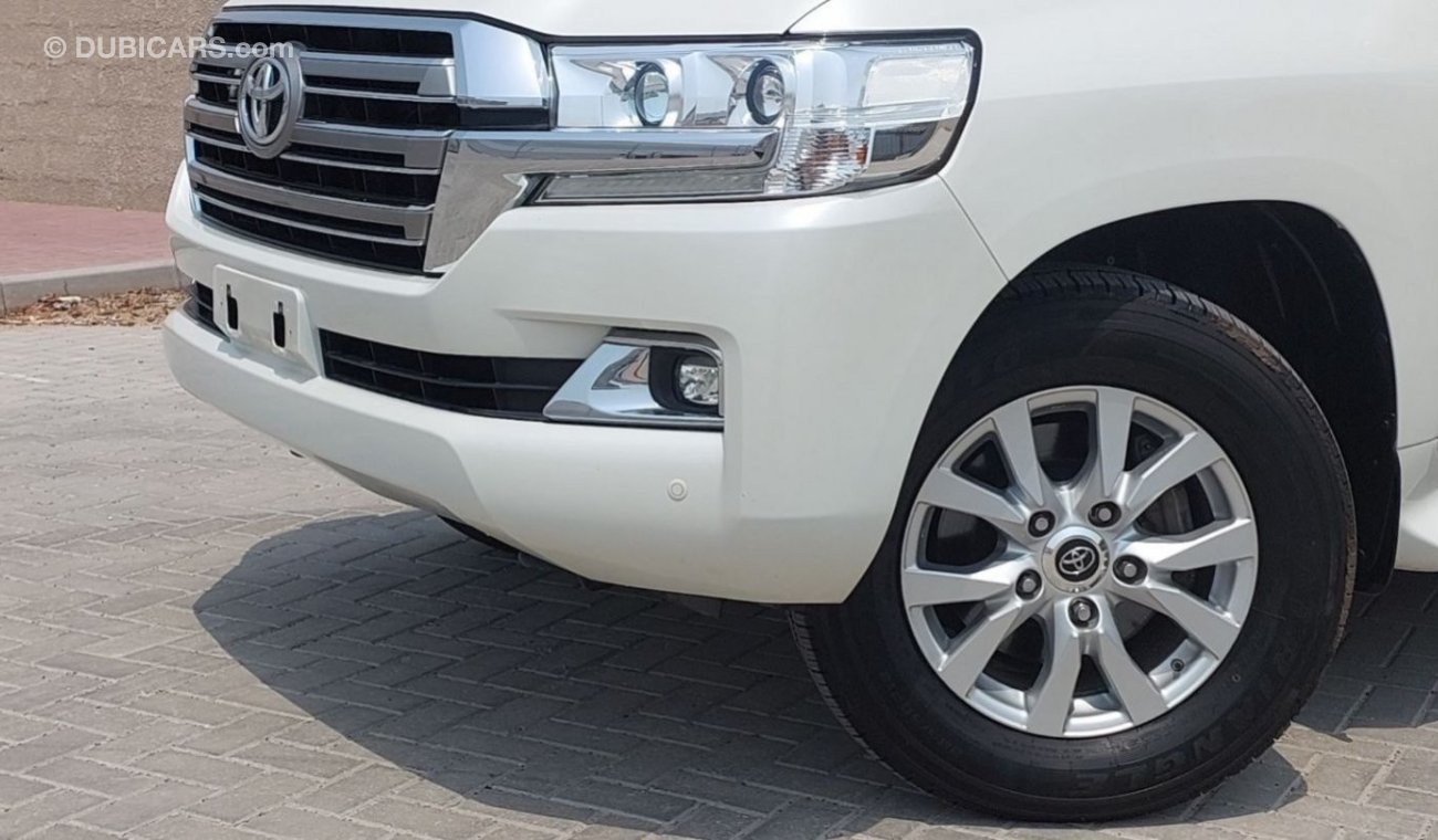 Toyota Land Cruiser EXR V6 GCC Perfect Condition