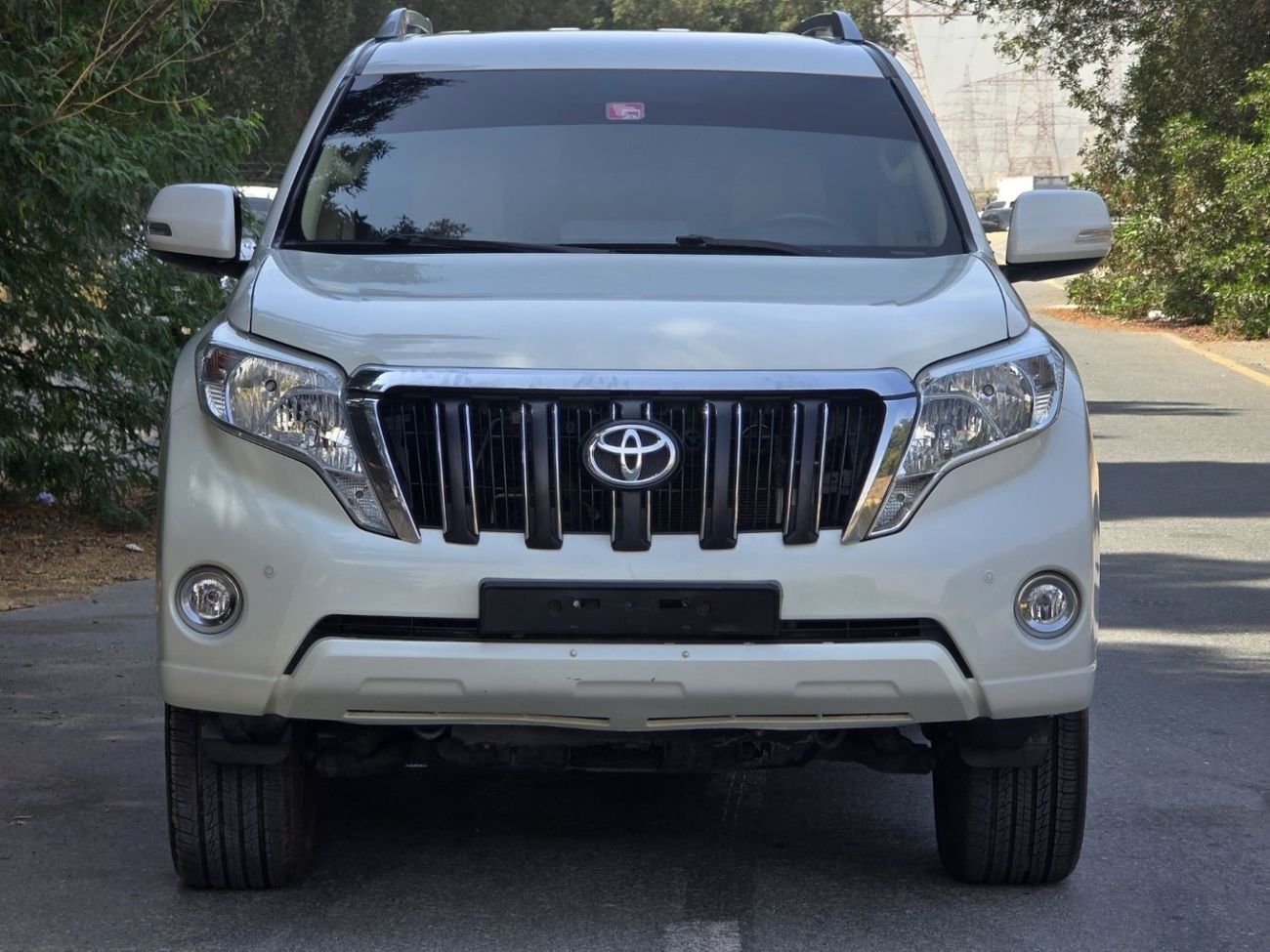 Toyota Prado GXR 2.7L (160 HP) 4WD TOYOTA PRADO GXR 2017 GCC GOOD CONDITION IN SIDE OUT SIDE