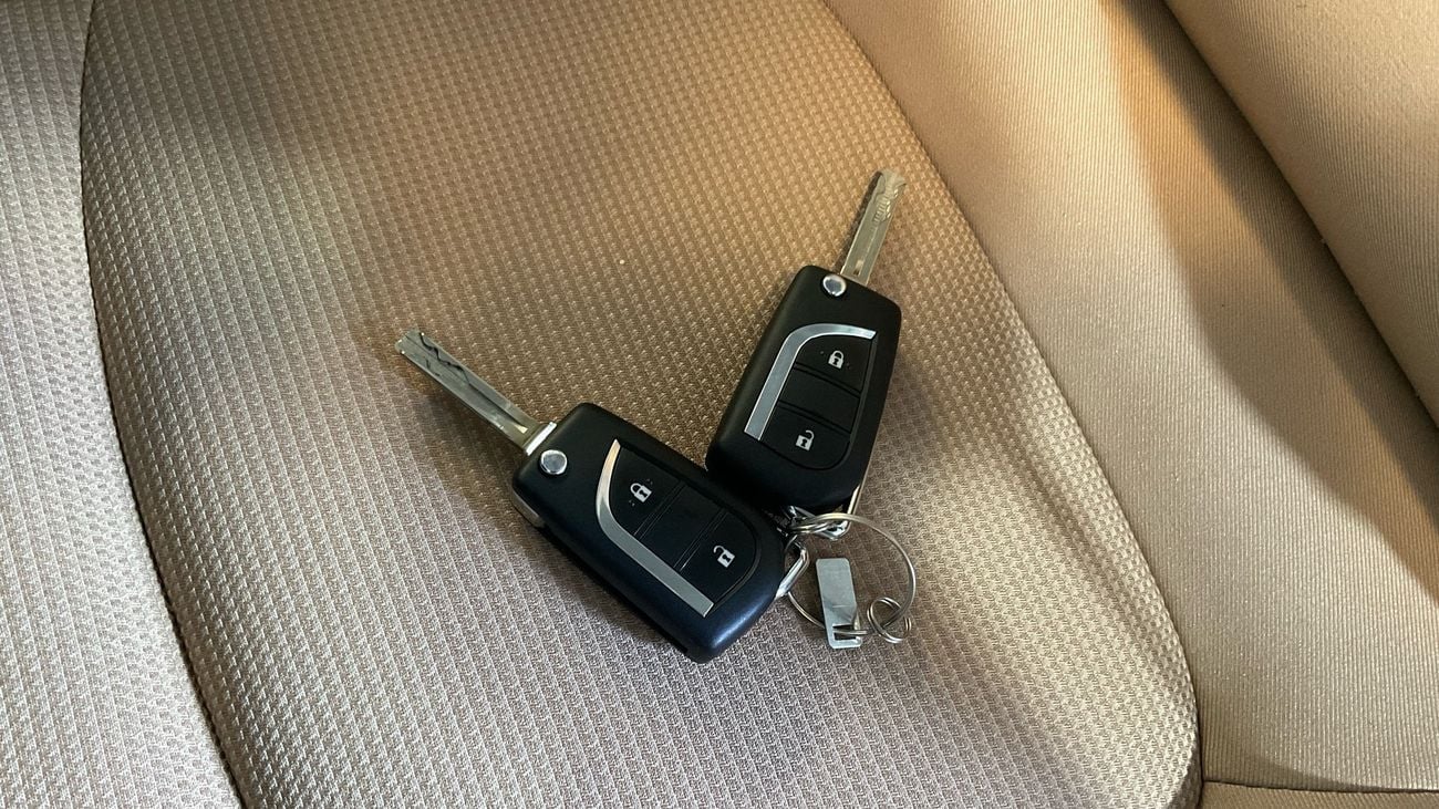 تويوتا راف ٤ 2.5 EXR 4WD AUTO | شامل الضمان | 0 ﺪﻔﻋﺓ ﺃﻮﻟﻯ