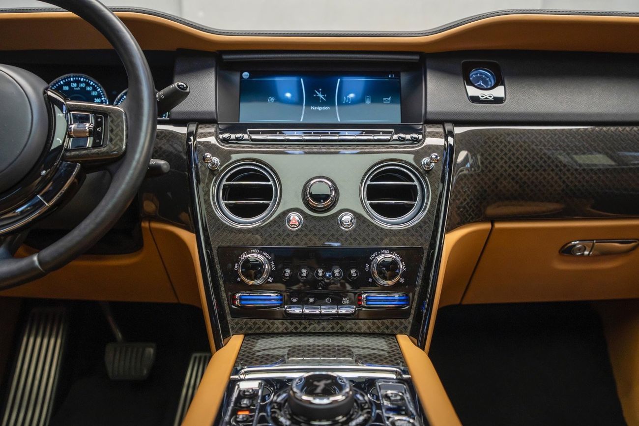 Rolls-Royce Cullinan 2020 BLACK BADGE | AGMC SERVES HISTORY