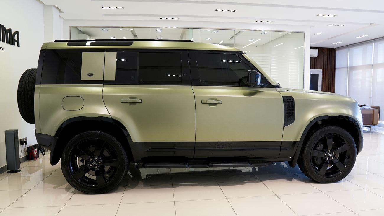 Land Rover Defender P400 110 HSE 3.0L (5 Seater)