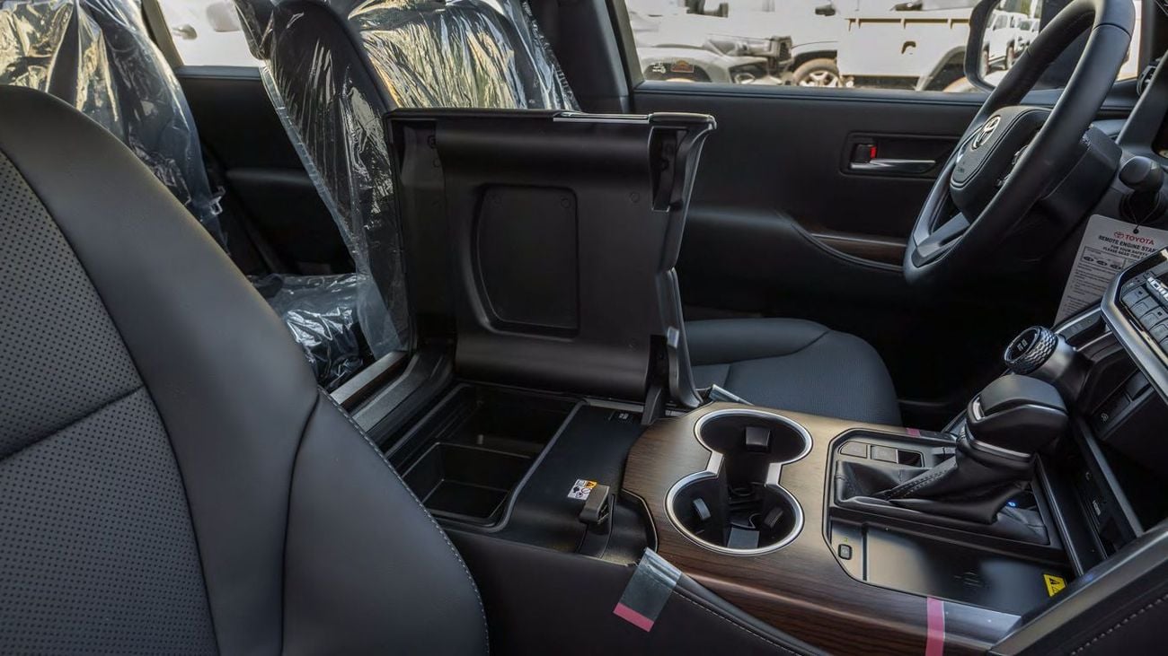 Toyota Land Cruiser 3.5L TT FULL WITH RADAR 2026