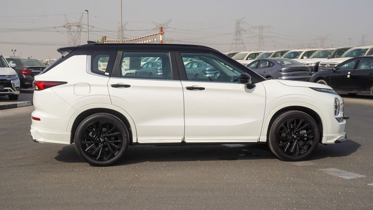 Mitsubishi Outlander Brand New Mitsubishi Outlander HighLine 2025 for Export 2.5L Petrol A/T|White/Black|OUTLANDER-HL-25-