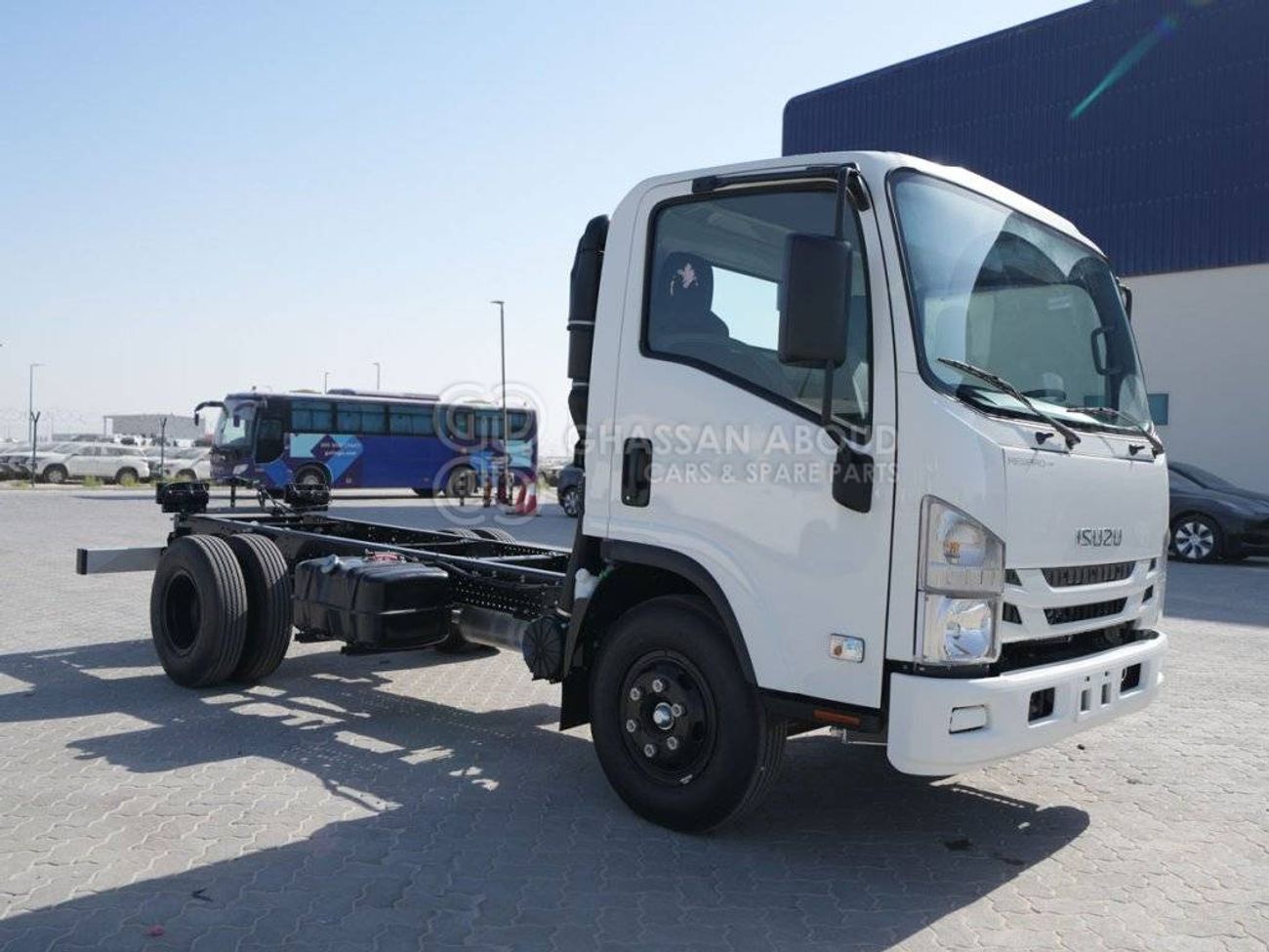 إيسوزو NPR ISUZU NPR 85H STANDARD CHASSIS PAYLOAD 4.2 TON APPROX SINGLE CAB WITH A/C 4X2 LIGHT DUTY MY2024