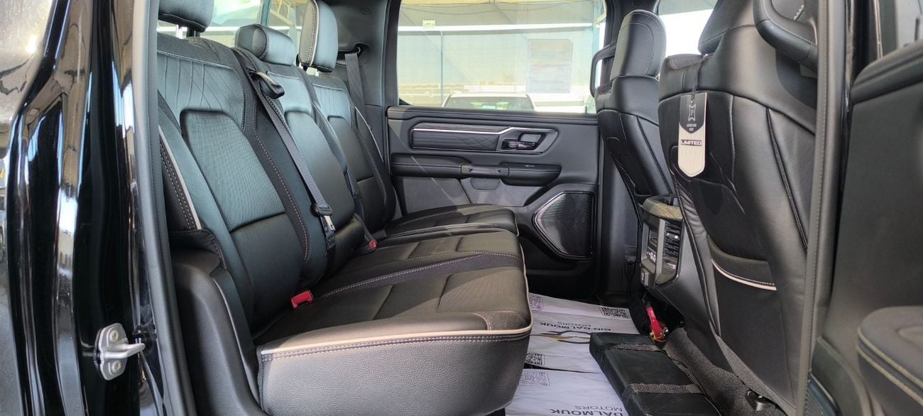 رام 1500 RAM 1500 LIMITED PICKUP TRUCK