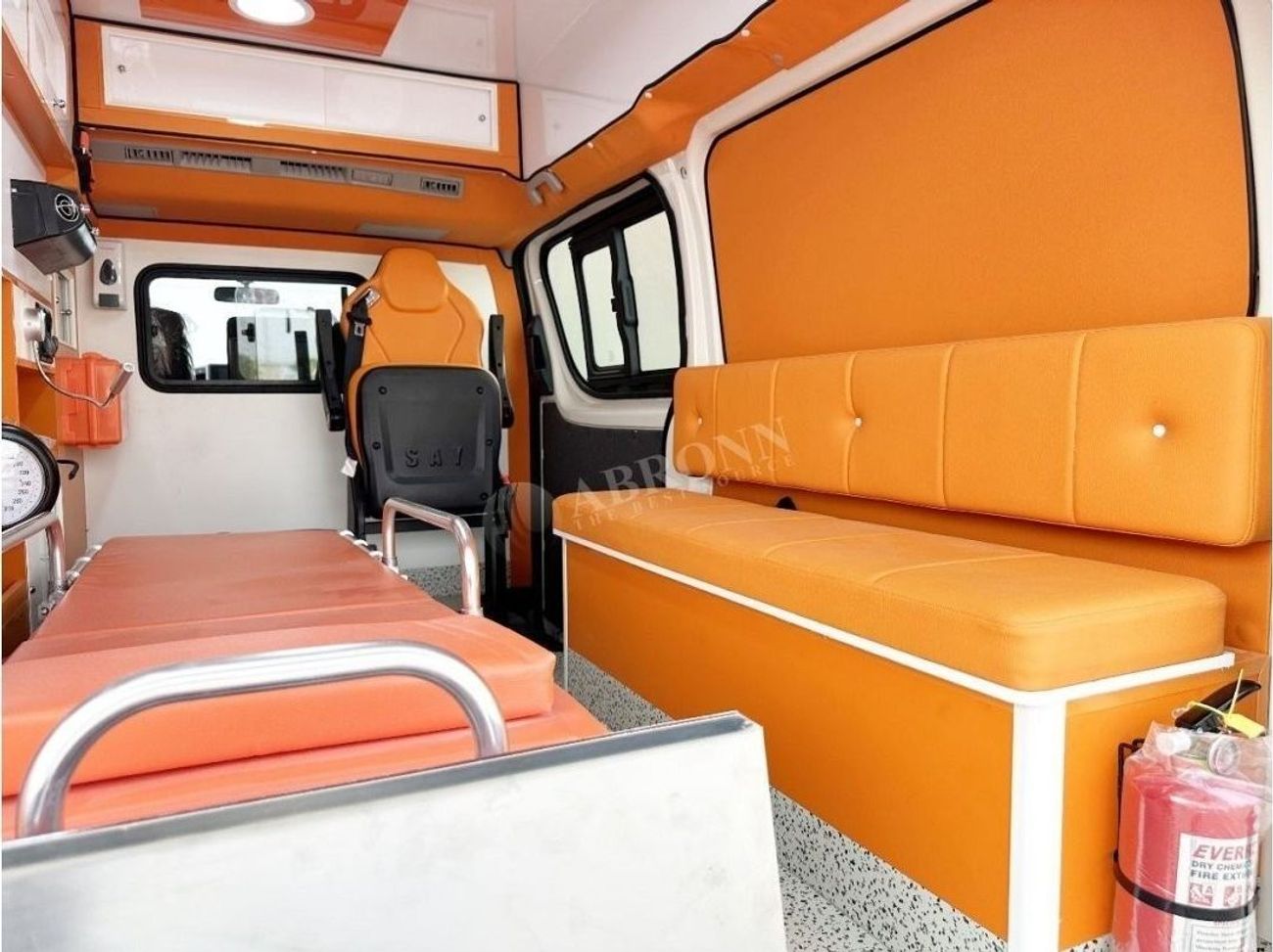 Toyota Hiace Toyota Hiace Ambulance with Extended High Roof - Perfect Inside and Out