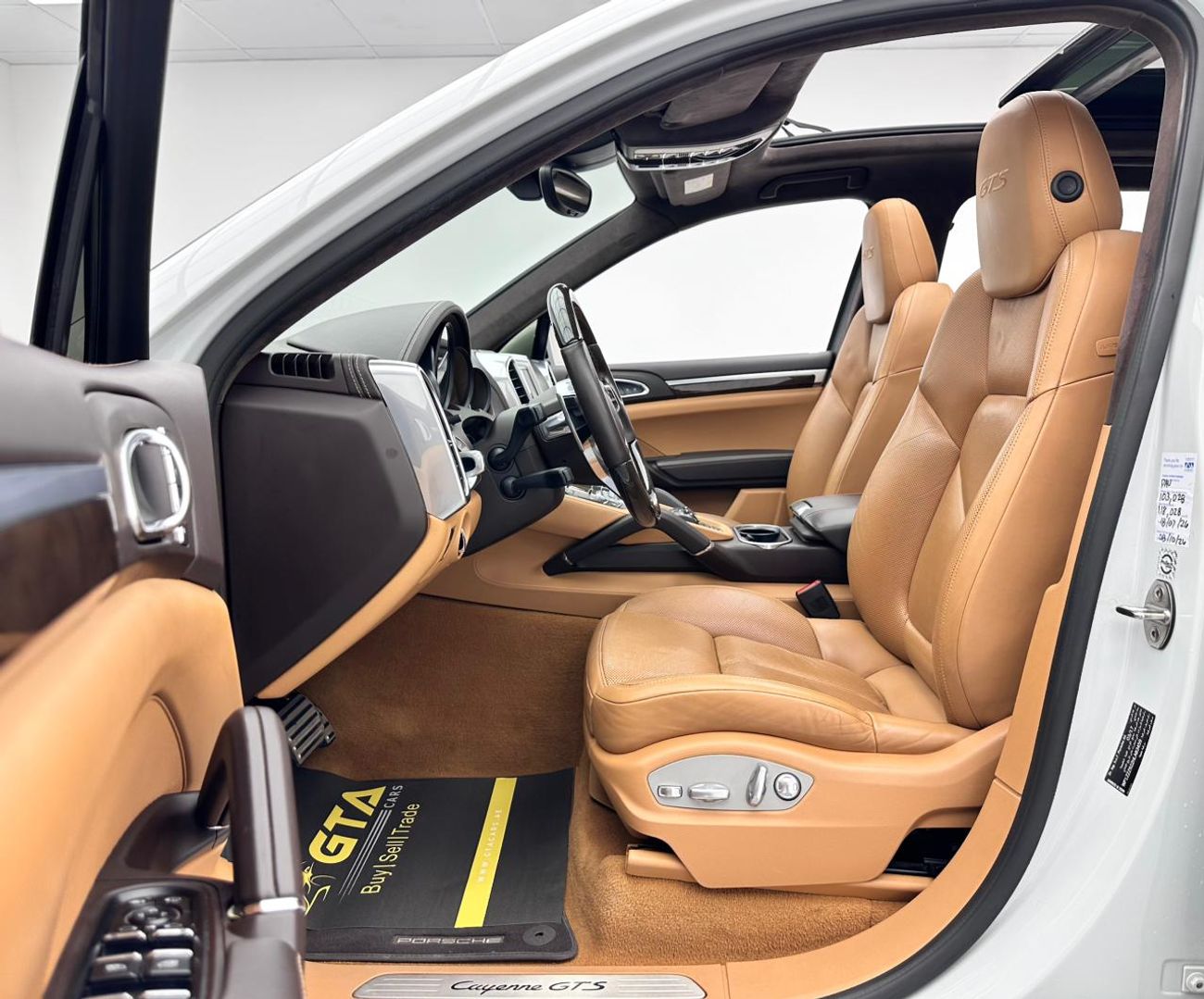 Porsche Cayenne GTS 3.6L 2017 Porsche Cayenne GTS, Fully Loaded, Porsche Full Service History, Excellent Condition, 