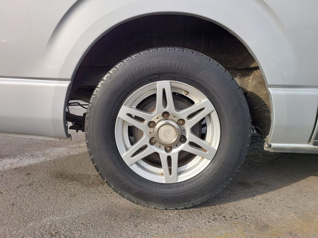 Toyota Hiace (RAMADAN OFFER) TOYOTA HIACE VAN RHD 2014 MODEL 3.0 L DIESEL AUTOMATIC(PM14281)