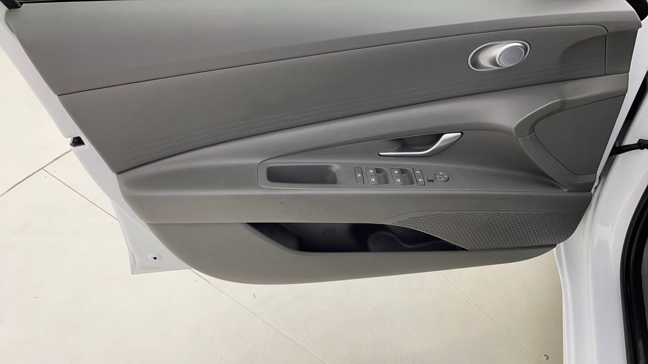 Hyundai Elantra SMART 1.6 | Zero Down Payment | Free Home Test Drive