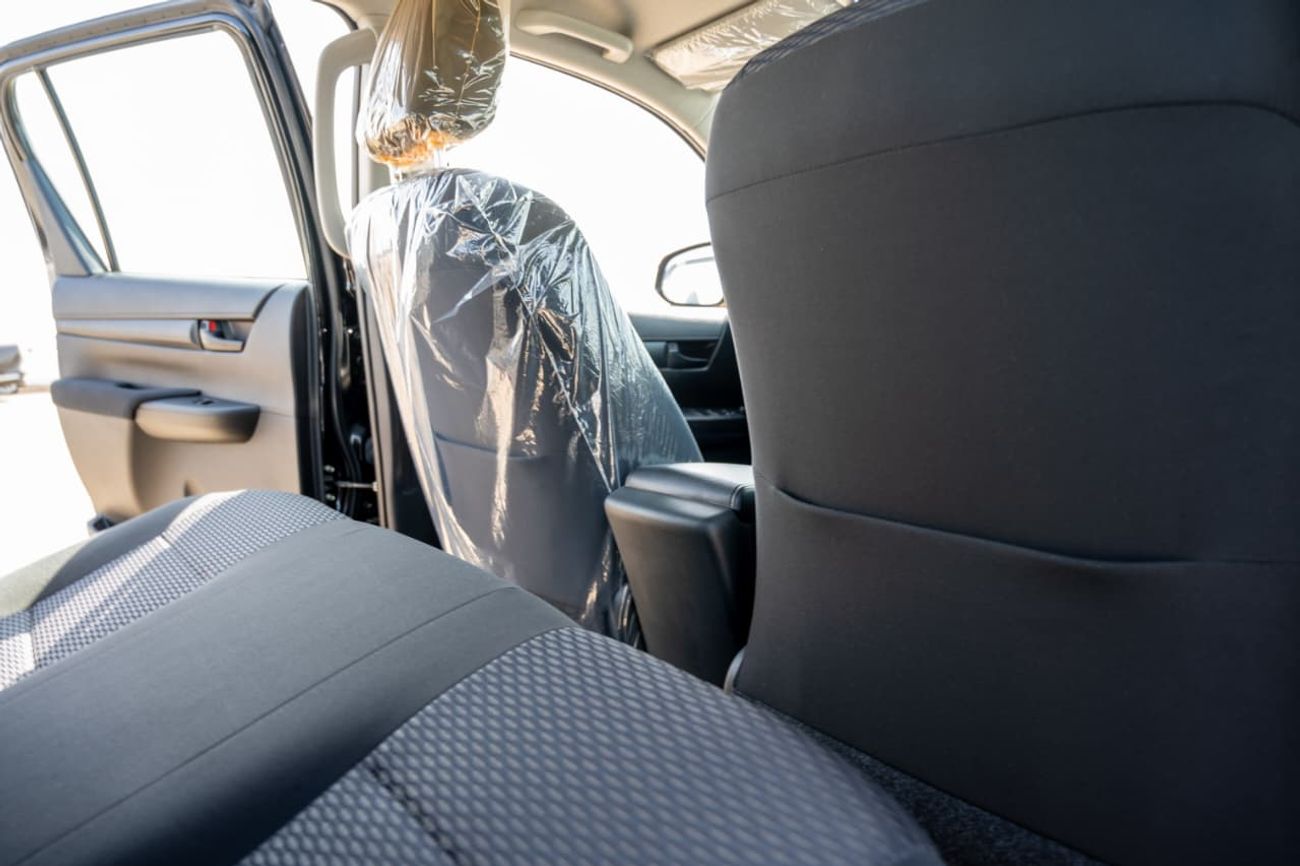 Toyota Hilux 2.7L Medium Grade | Double Cabin | 4x4 | Automatic | Petrol