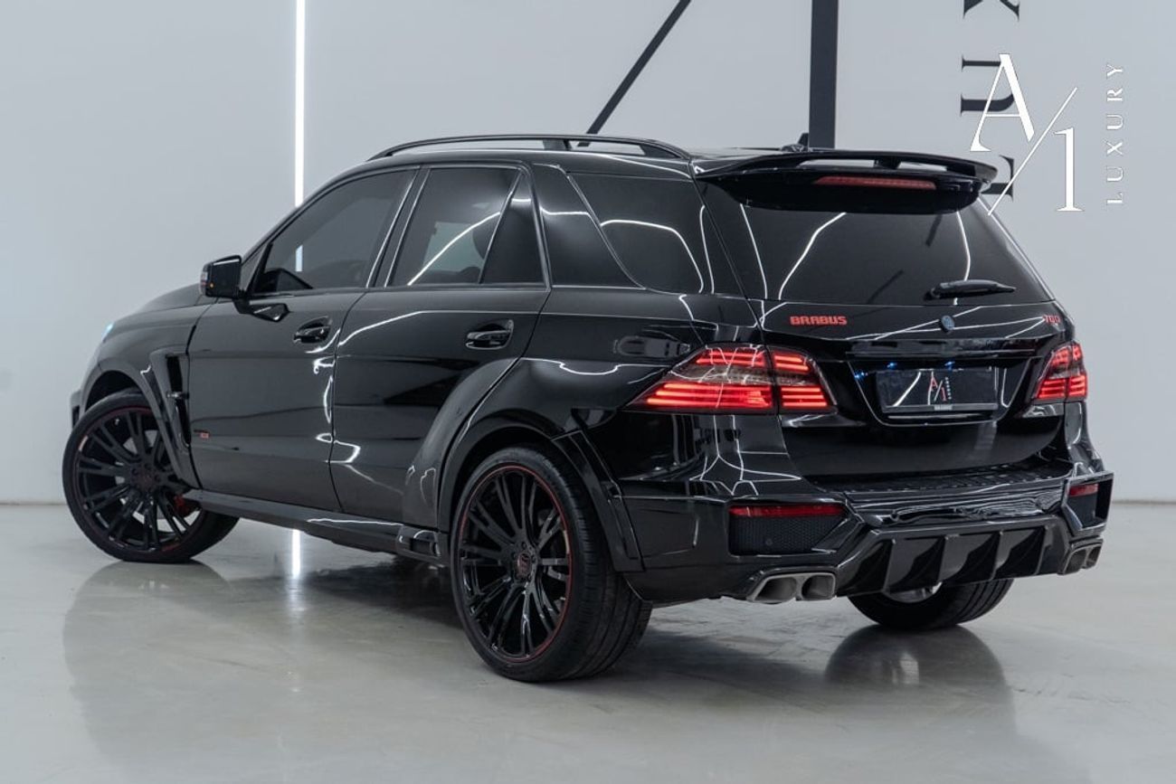 مرسيدس بنز ML 63 AMG Std 5.5L