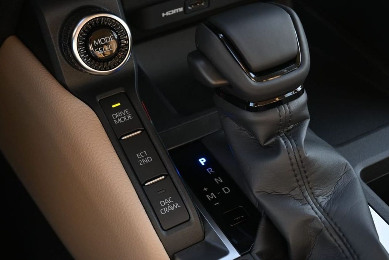 تويوتا برادو Toyota Land Cruiser Prado GXL 2.4T 4WD, Model 2024, Color