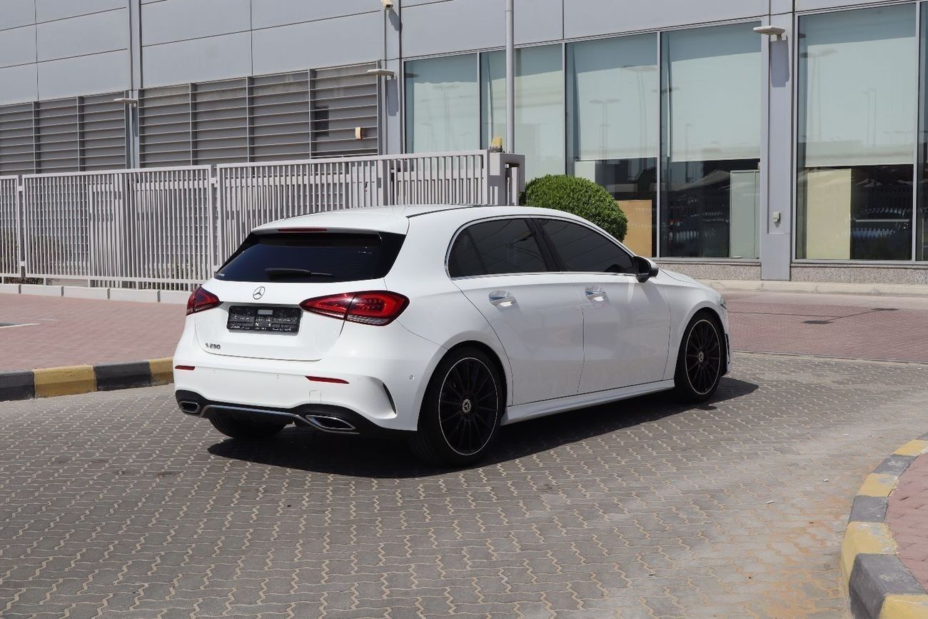 مرسيدس بنز A 250 Std 2.0L (224 HP)