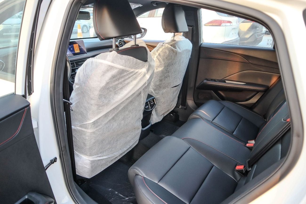 MG 5 LUX MG 5 – 1.5L 180 DVVT – Full Option – 2025 Model