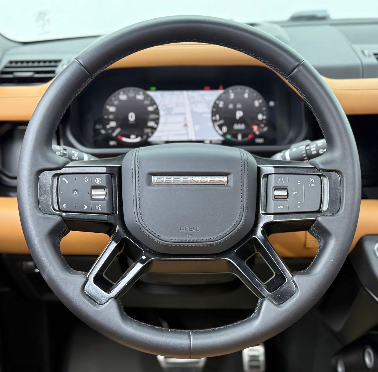 لاند روفر ديفندر P400 110 HSE 3.0L (5 Seater) 2024 Land Rover Defender 110 P400 Urban Kit, 2029 LR Warranty + Service