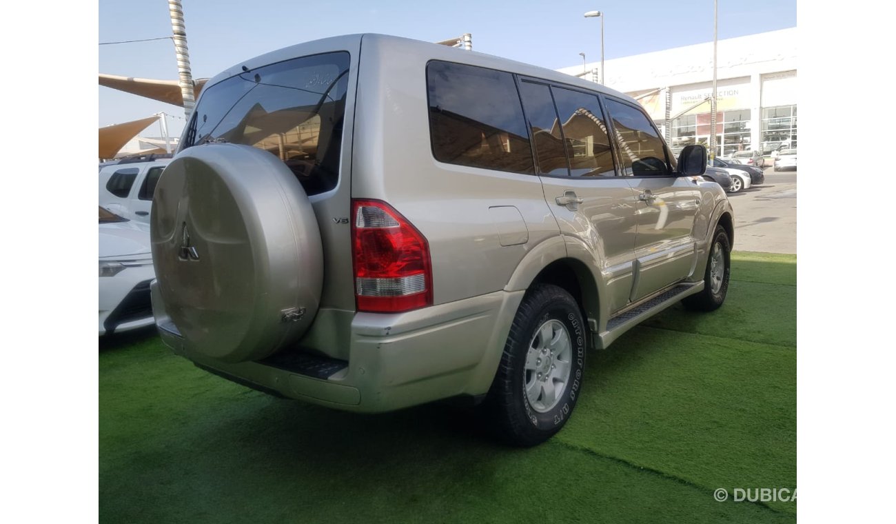 Mitsubishi Pajero Gulf excellent condition does not need any expenses