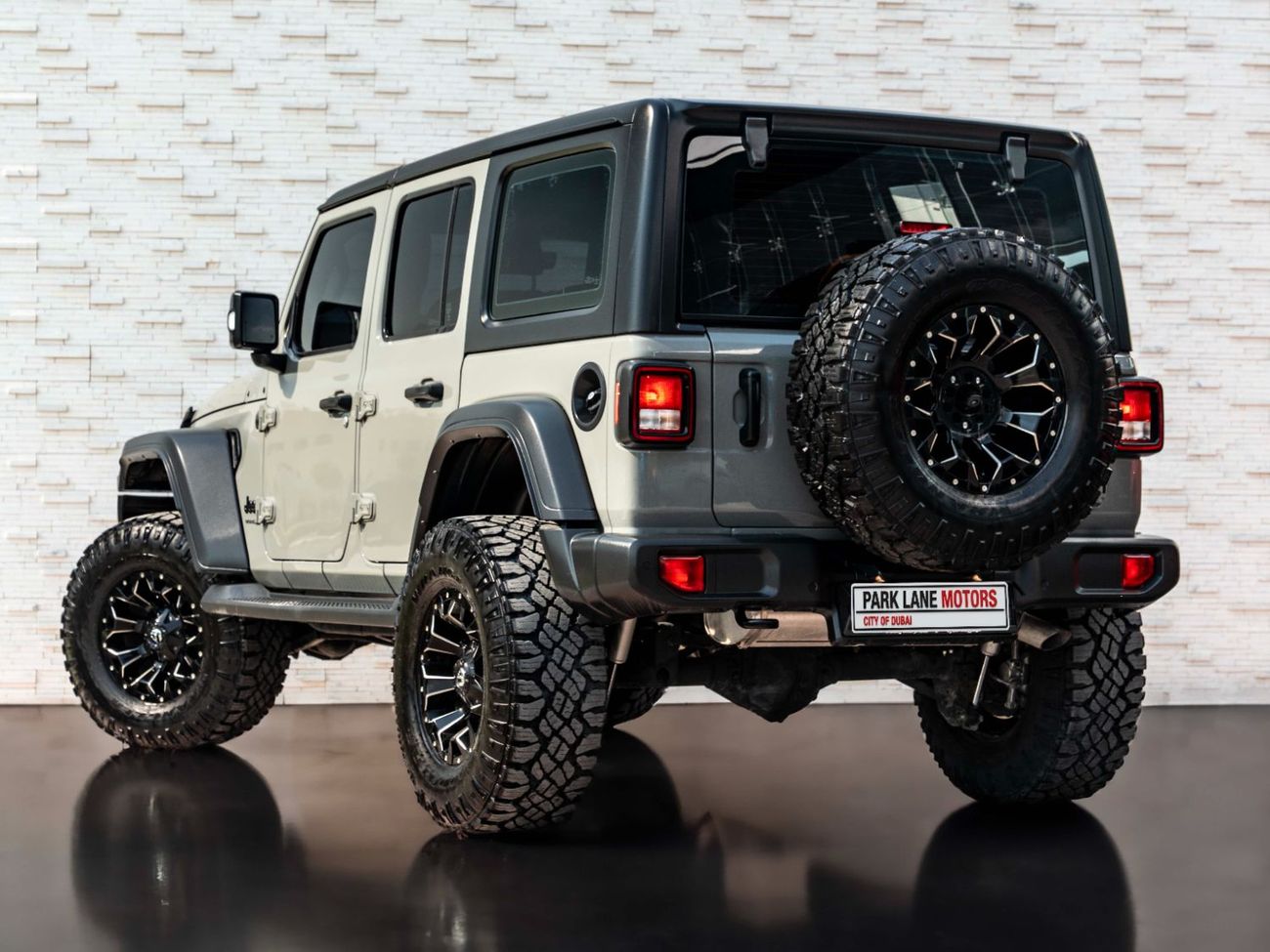 جيب رانجلر Sport 3.6L A/T (5 Seater)