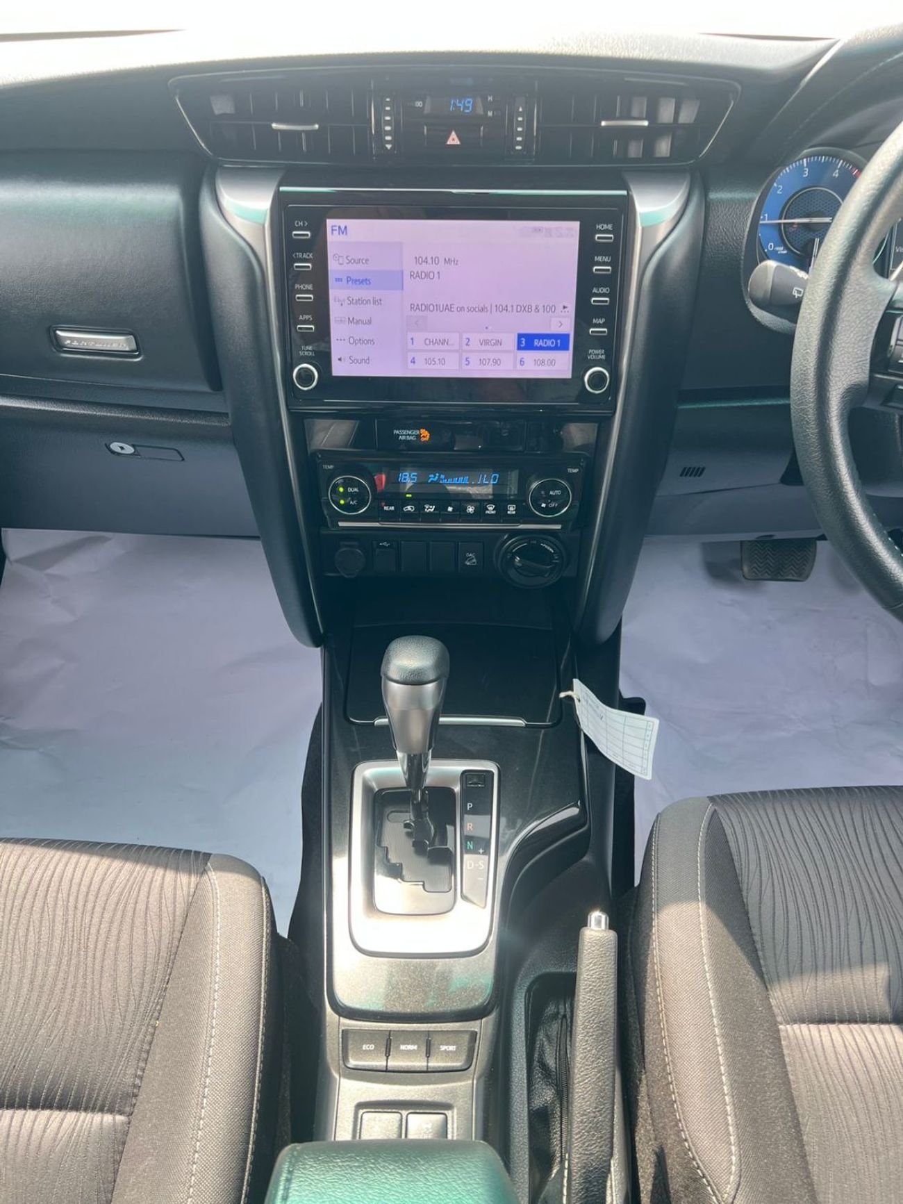 تويوتا فورتونر 2,8 LITER ,DIESEL RIGHT HAND DRIVE PUSH START