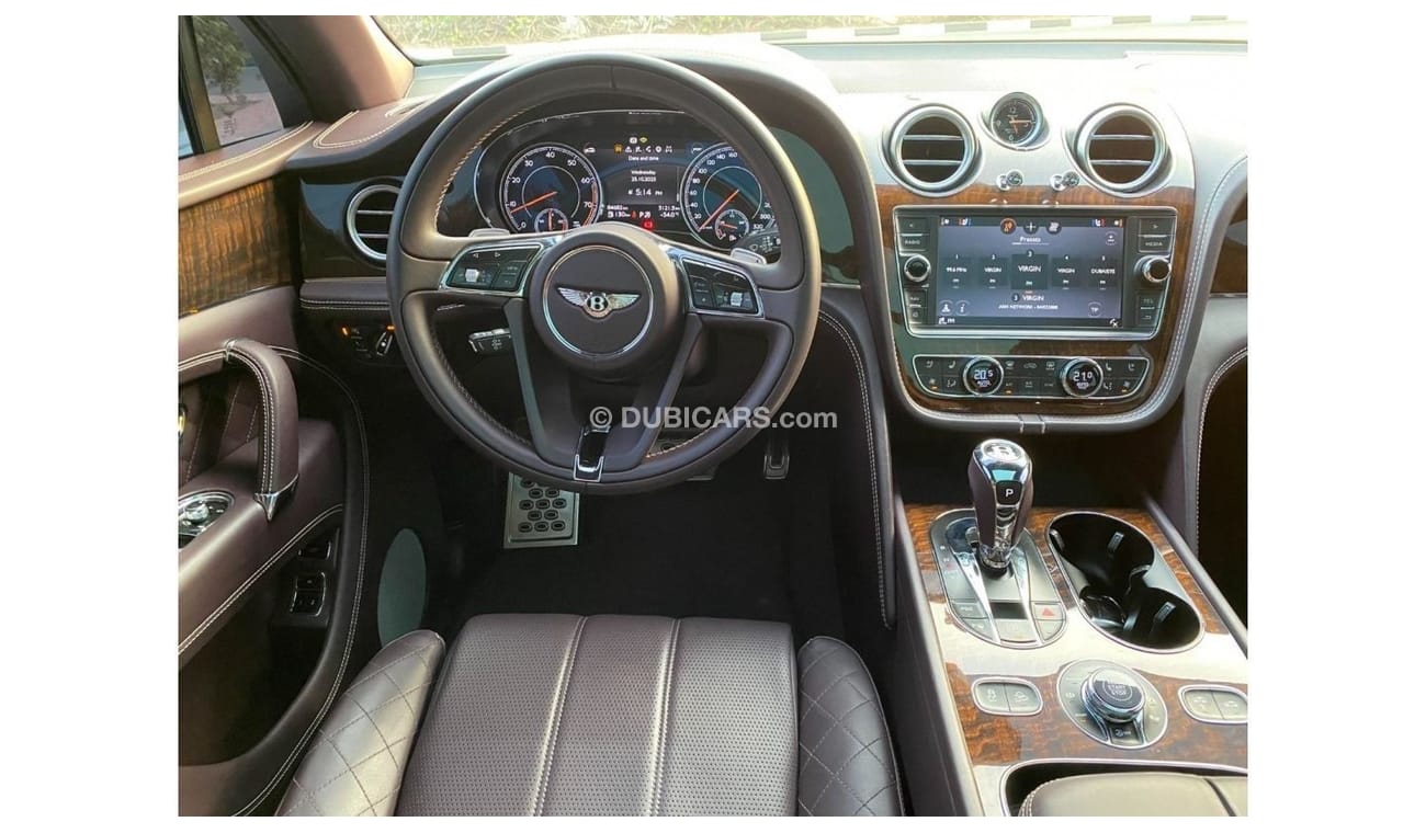 بنتلي بينتايجا سيجناتشر