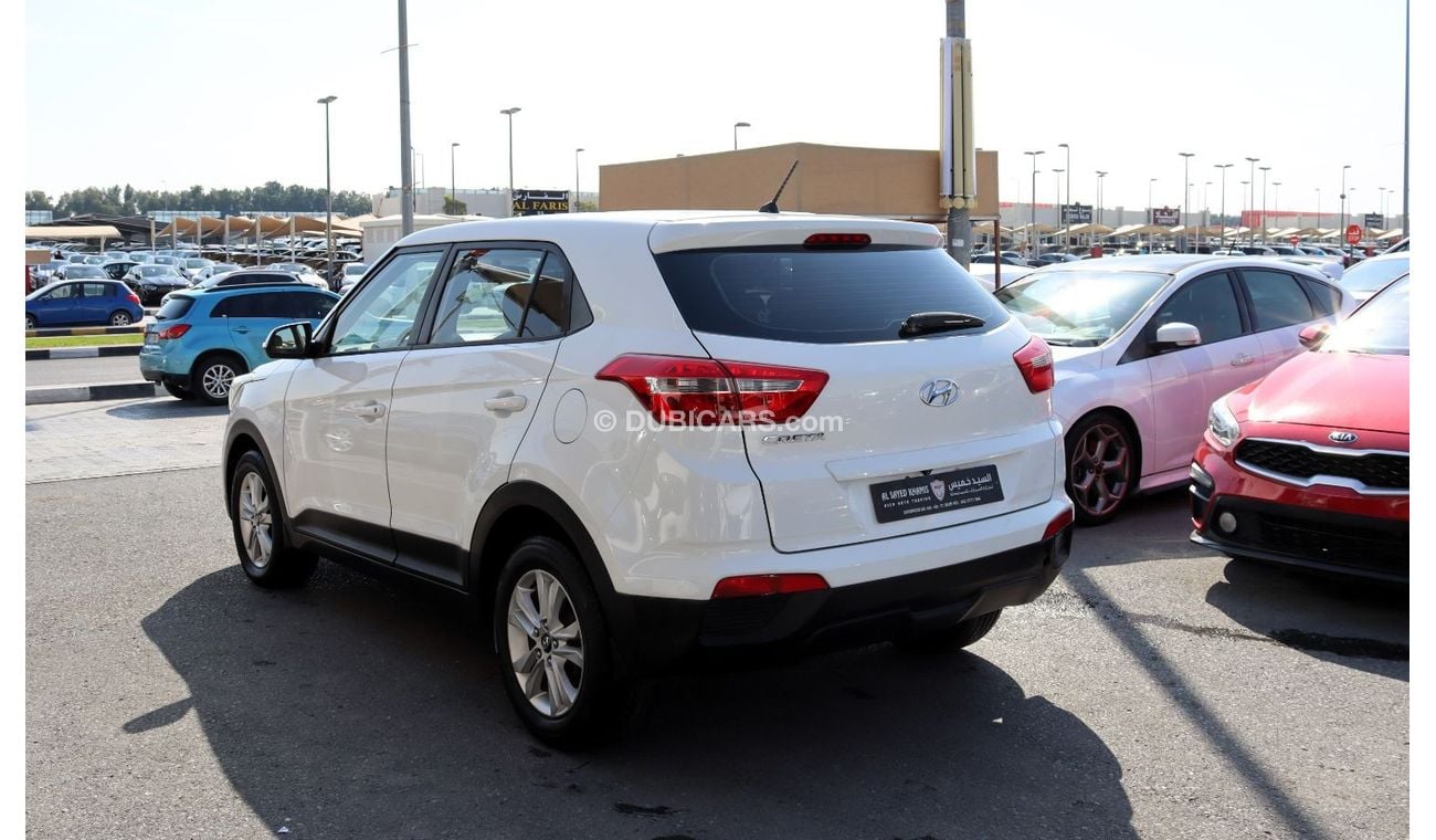 Hyundai Creta S+ ACCIDENTS FREE - GCC -  PERFECT CONDITION INSIDE OUT - ENGINE 1600 CC