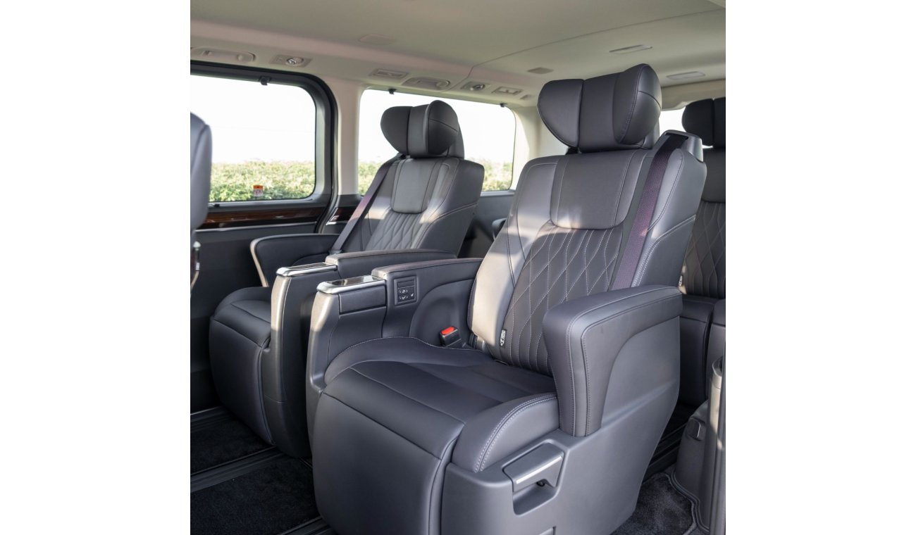 Toyota Granvia 6 Seats