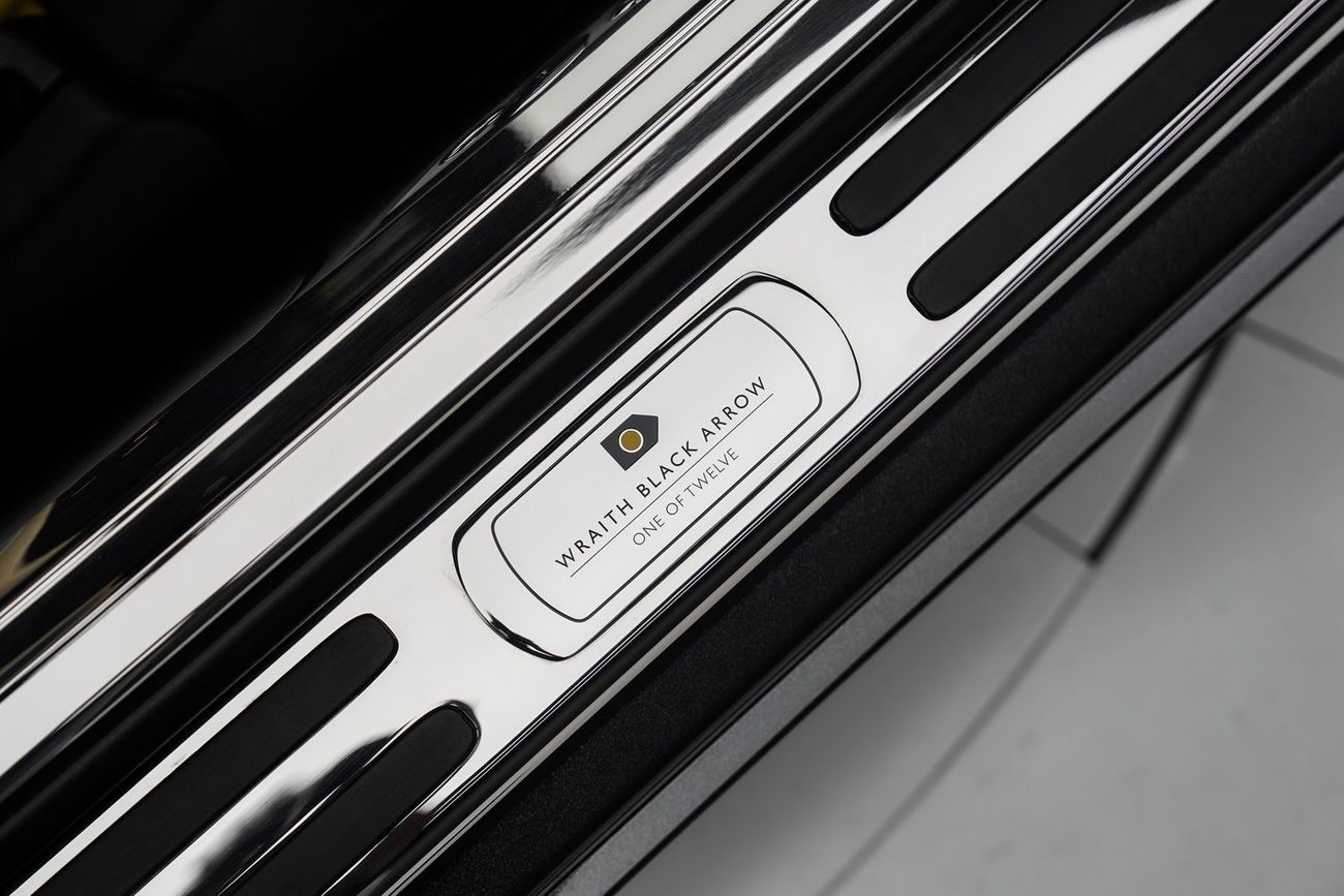 رولز رويس واريث Rolls Royce Wraith Black Arrow 1 of 12