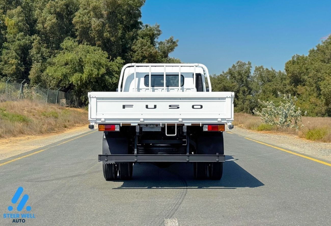 ميتسوبيشي فوسو كانتير 2024 Manual Transmission - Diesel Eng Japanese fitted -GCC Specs - Ready to Drive