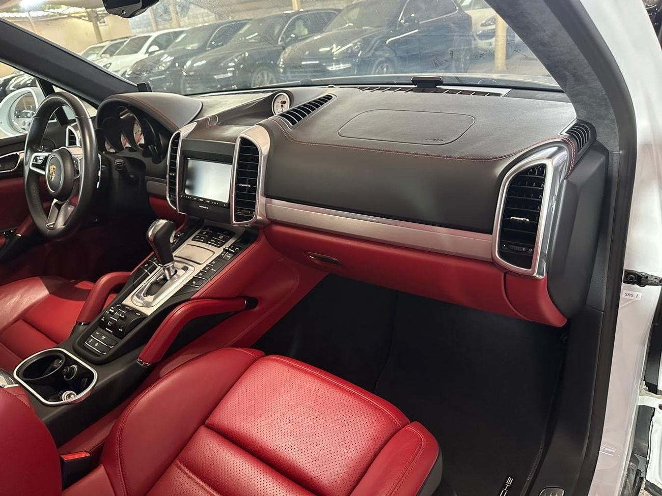 بورش كايان PORSCHE CAYENNE TURBO 2016 | FULL SERVICE HISTORY | TWO KEYS | VERY LOW MILEAGE!