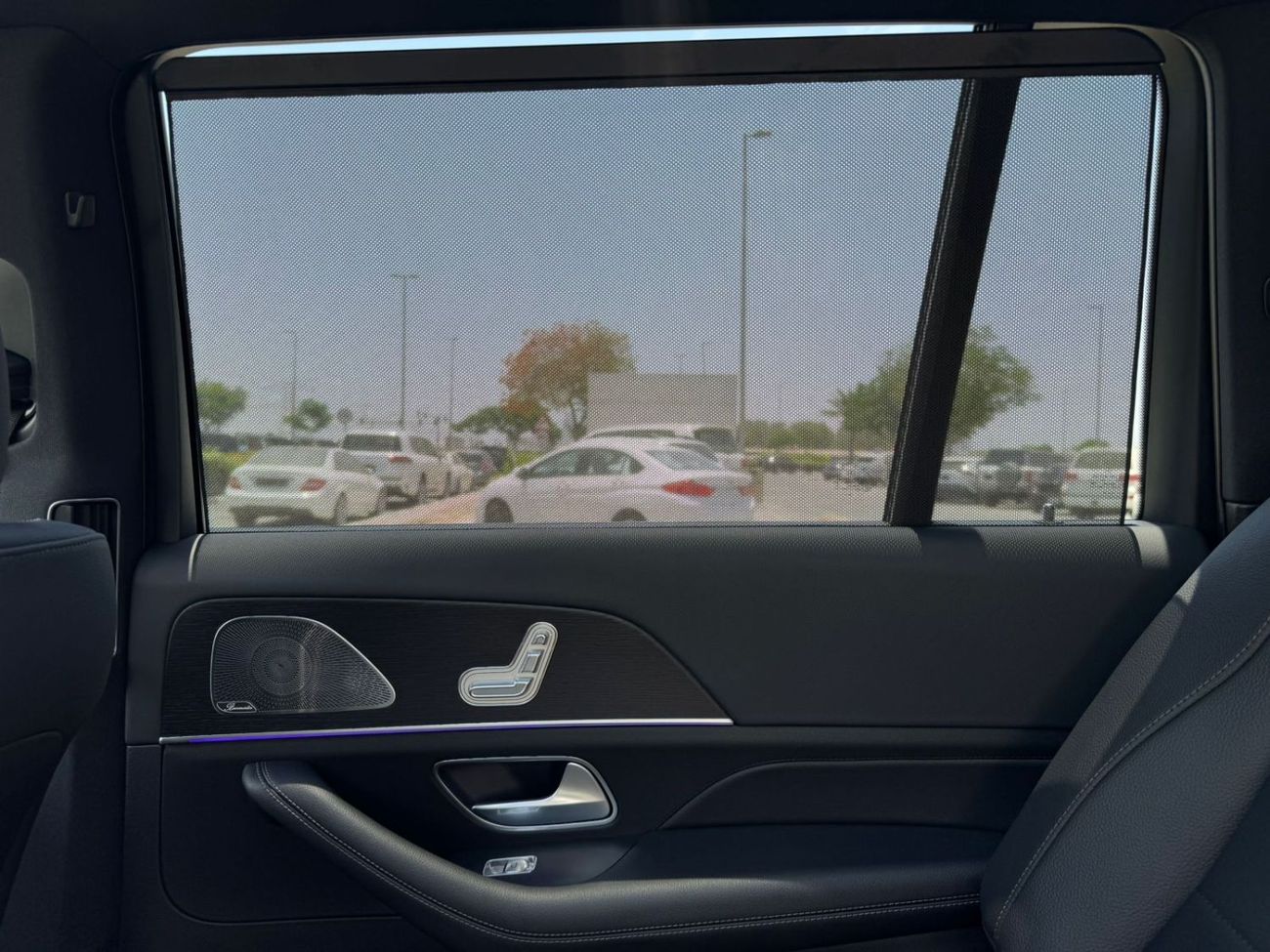 مرسيدس بنز GLS 450 2025 Mercedes Benz GLS-450 Mid Option Without HUD
