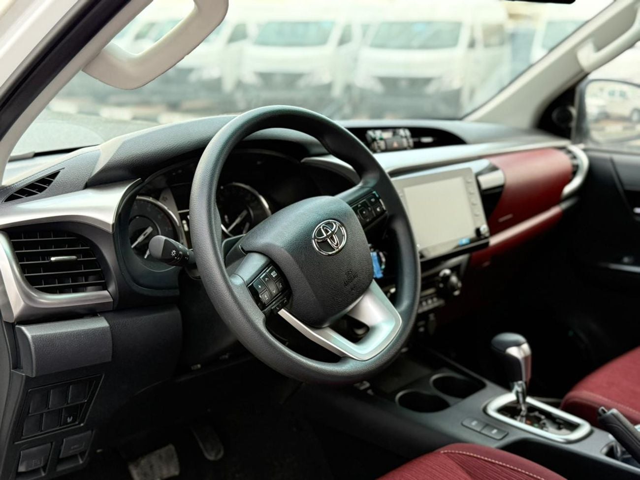 Toyota Hilux 2.7L GLX-S FULL WITH WIRLESS CHARGER AND COMPRESSOR OMANI