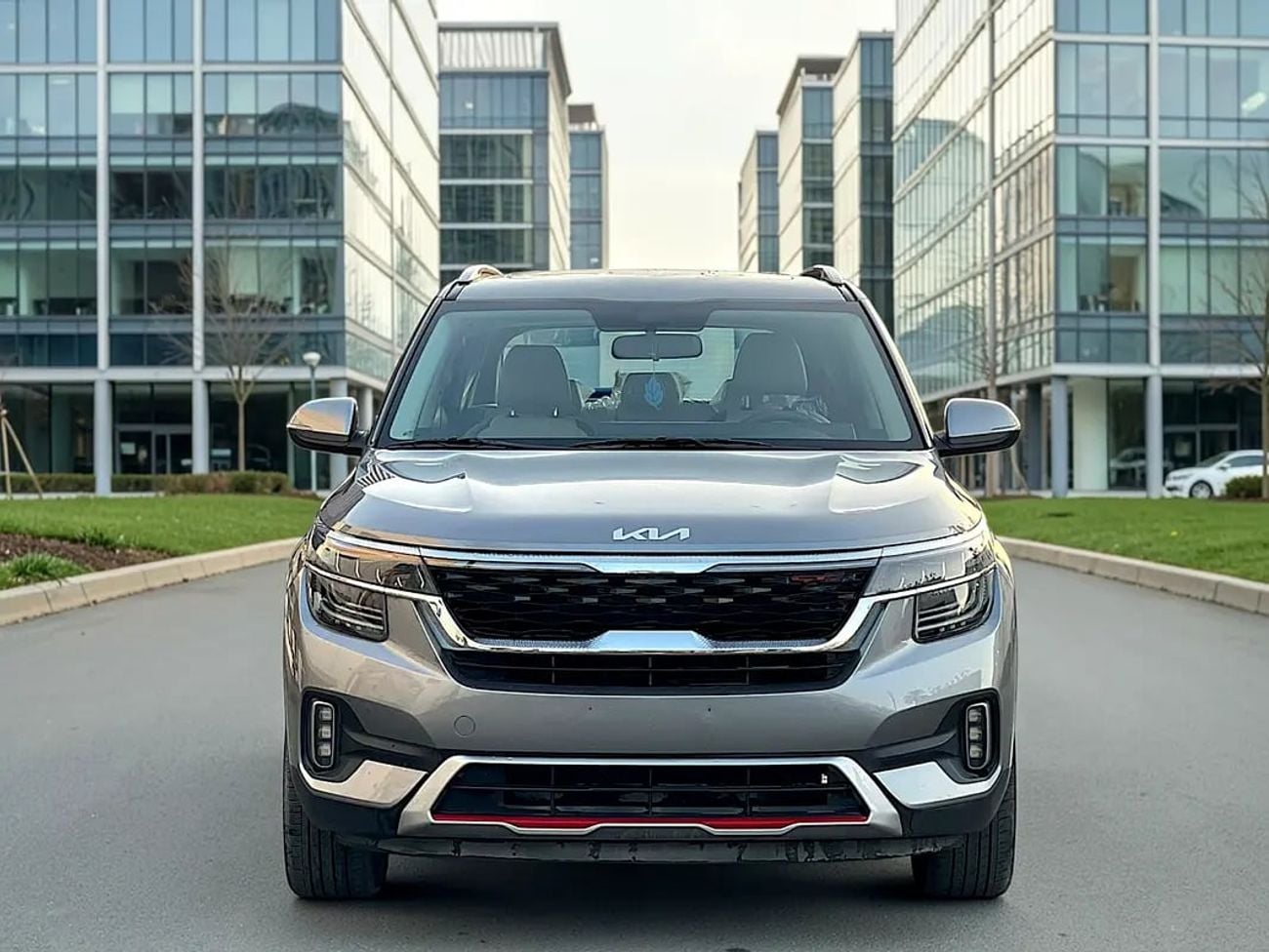 Kia Seltos 1,104 P.M | GT Line - GCC Specs - Excellent Condition under warranty