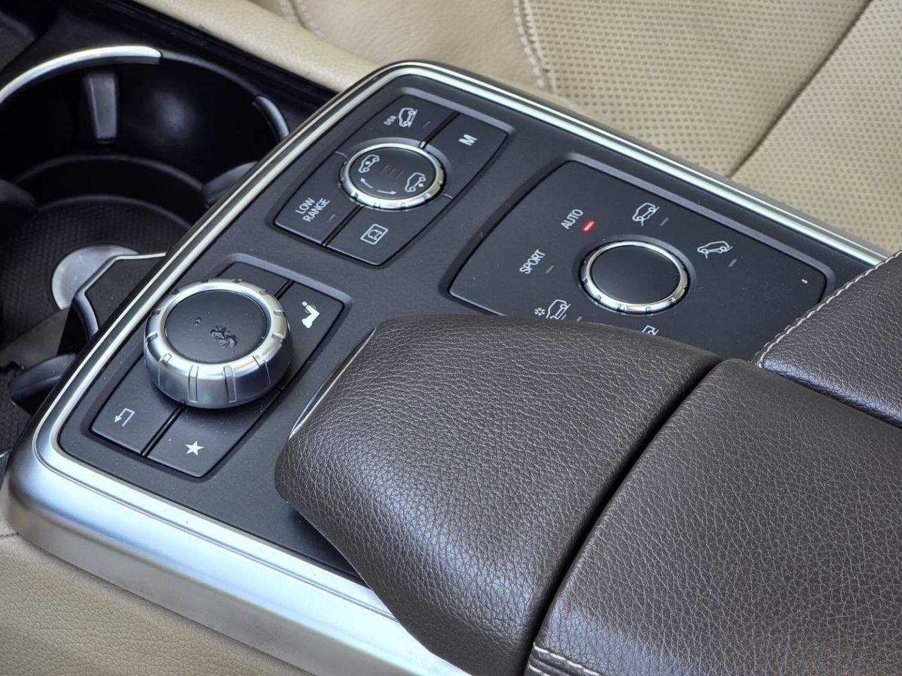 Mercedes-Benz GL 500 Std 4.7L MERCEDES GL-500 2014 GCC // FULL OPITION // ACCIDENT FREE // PERFECT CONDITION