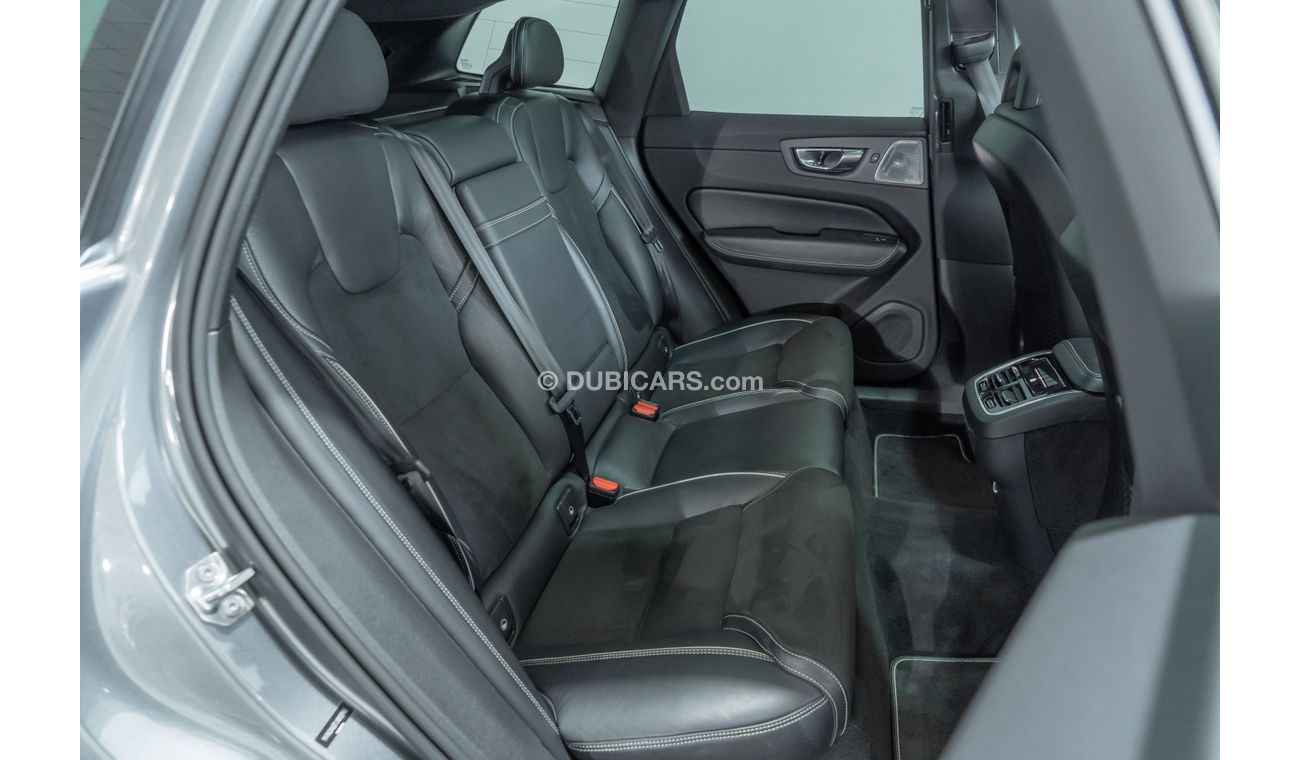 Volvo XC60 2018 Volvo XC60 T-6 R Design / Expat Owner from New / Full Volvo Service History