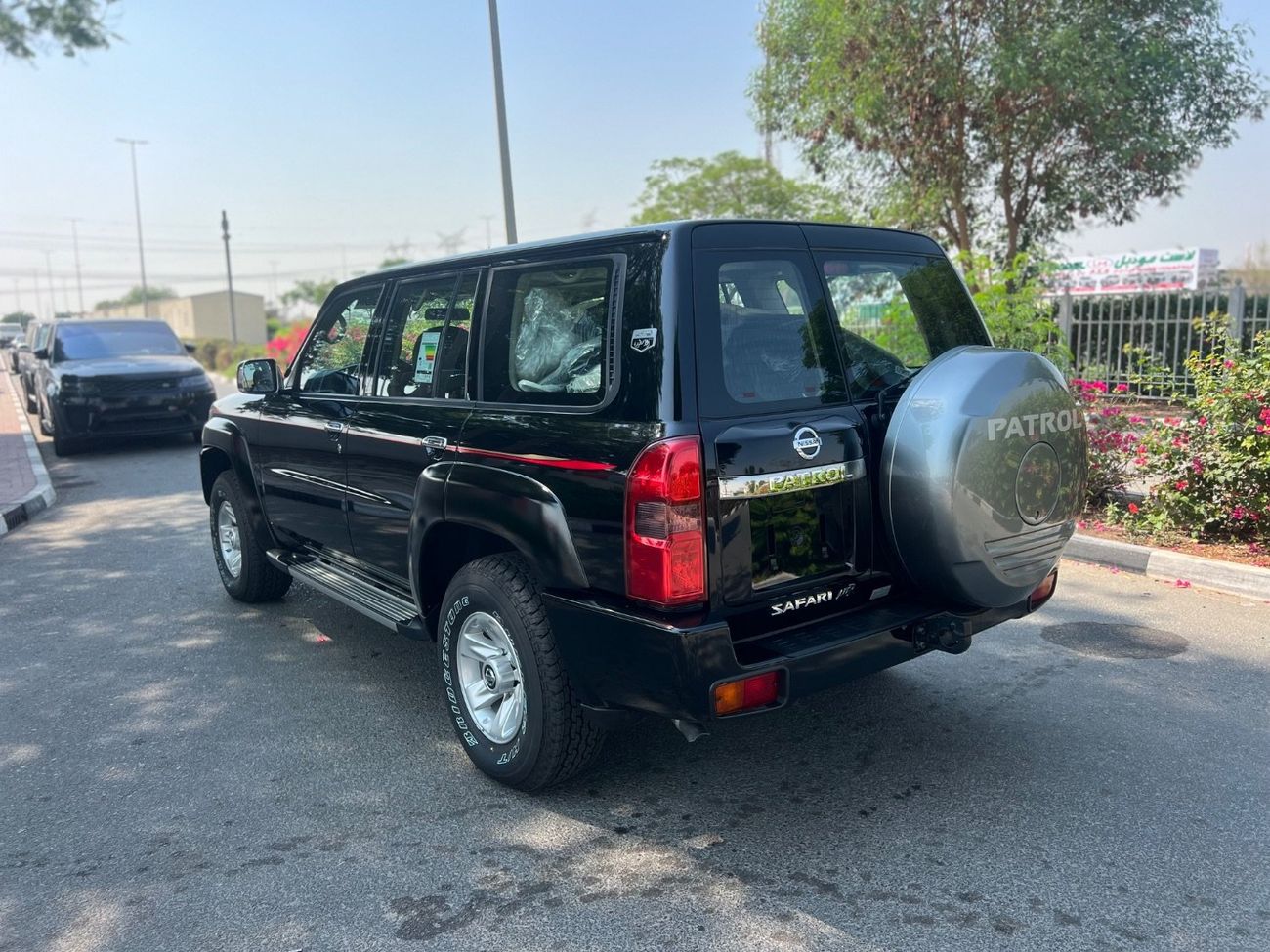 نيسان باترول سفاري Safari 4.8L M/T
