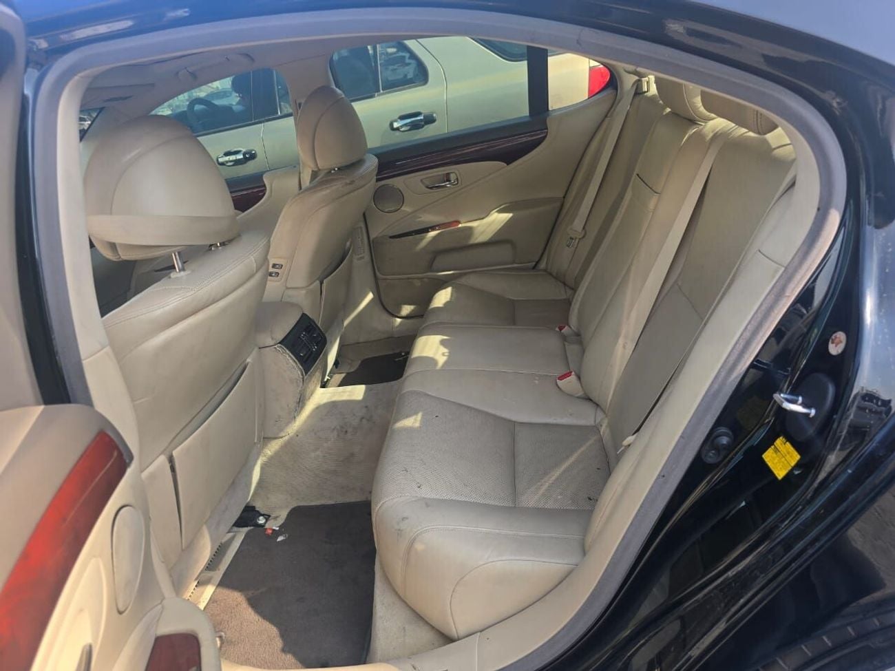 لكزس LS 460 PREMIER LWB