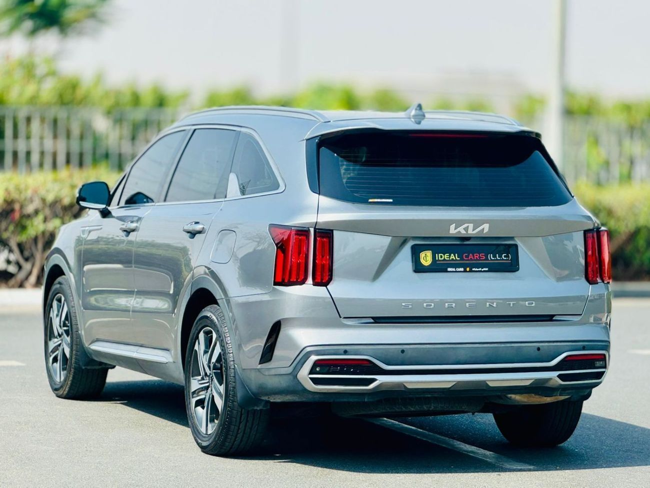كيا سورينتو Base 2.4L FWD KIA SORENTO | GCC SPECS | YEAR 2022 | FULL SERVICE HISTORY | UNDER WARRANTY |