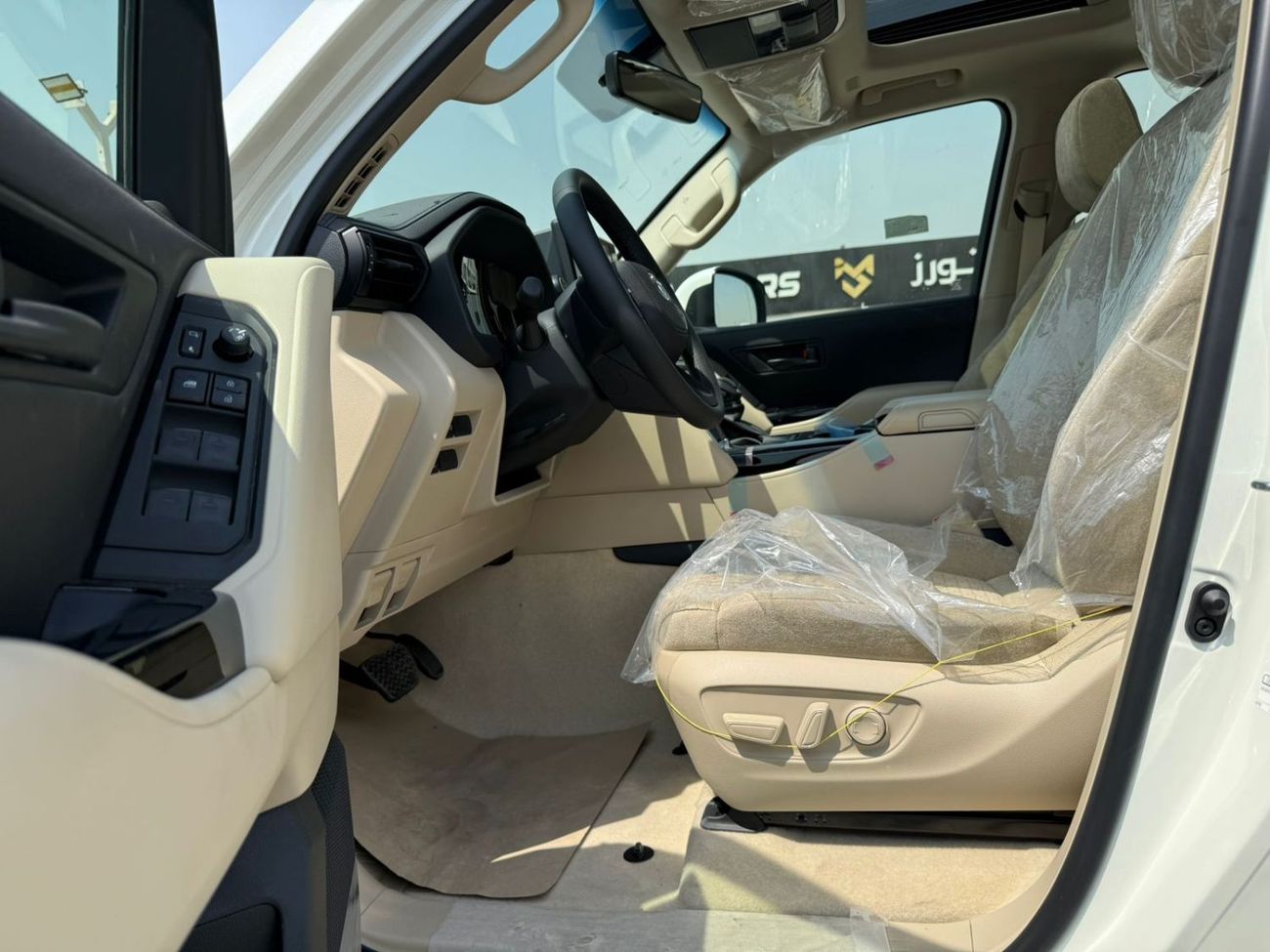 Toyota Land Cruiser GXR-G1 3.3L DIESEL TWIN TURBO , SUNROOF , 2025 MODEL