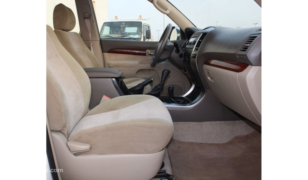 Toyota Prado Toyota Prado 2006 GCC agency paint 4 cylinder in excellent condition without accidents, very clean f