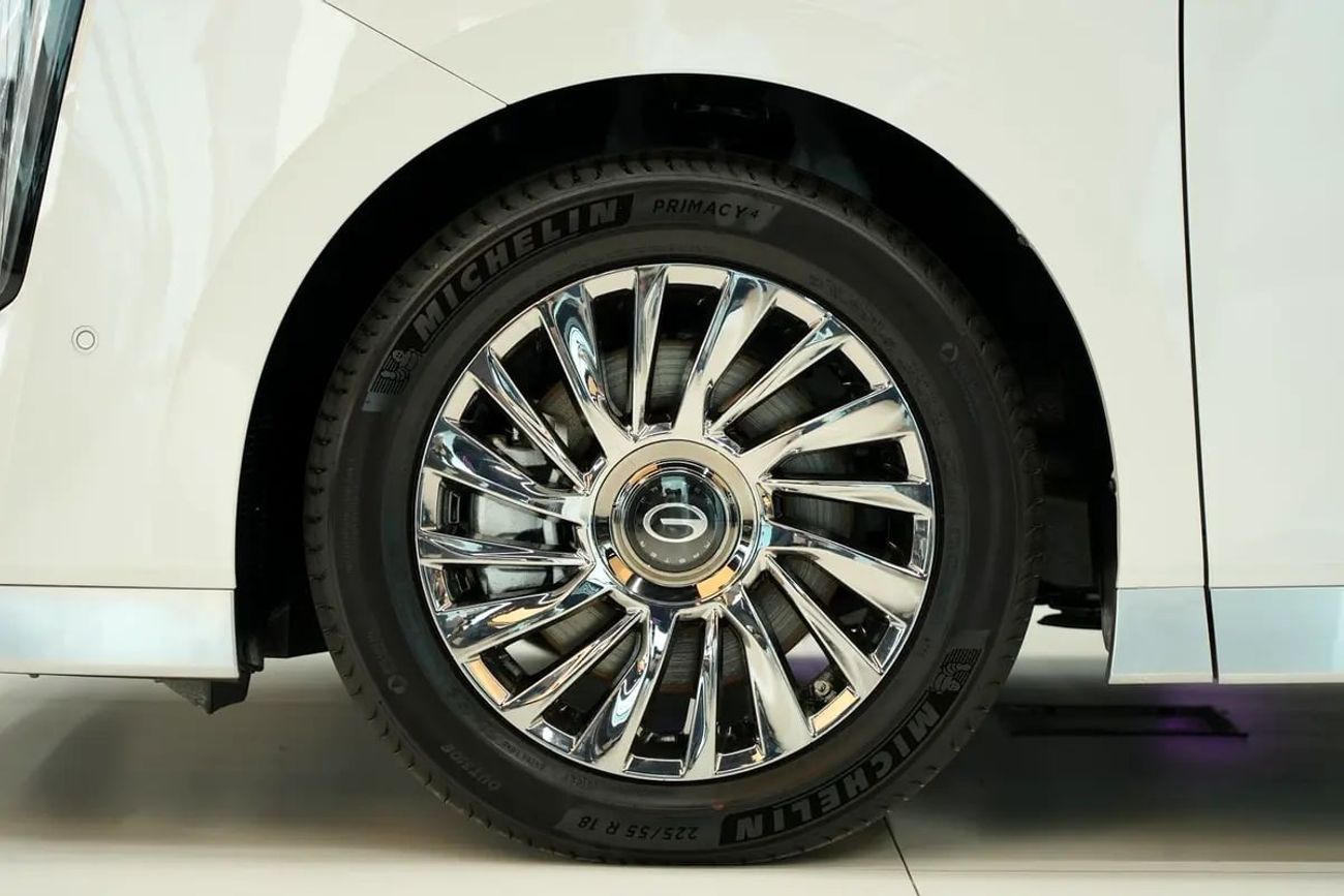 جي إي سي M8 2.0T GX GX Master | GCC 0km | 5 Years Agency Warranty