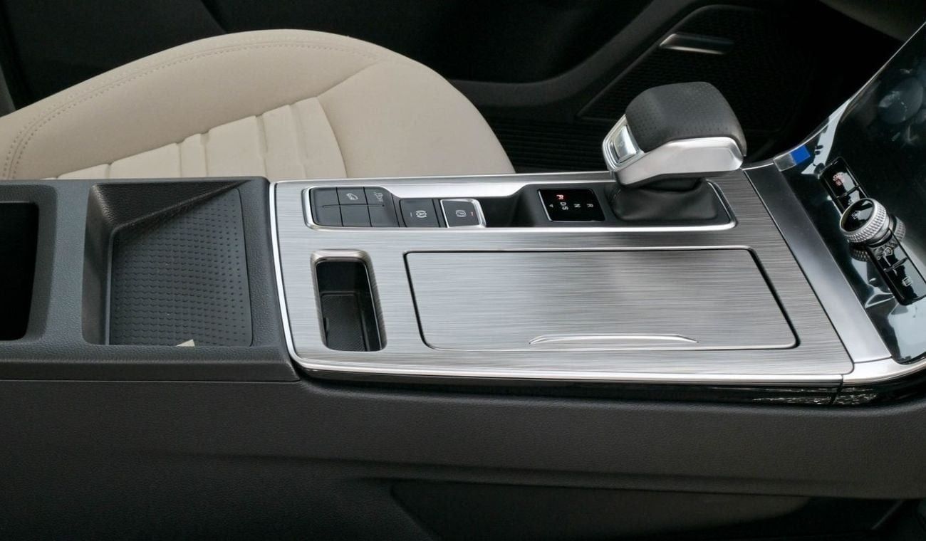 MG RX5 Brand New MG RX5 Standard N-MG-RX5-1.5-23  1.5L Petrol |Black/Beige | 2024 | FOR EXPORT