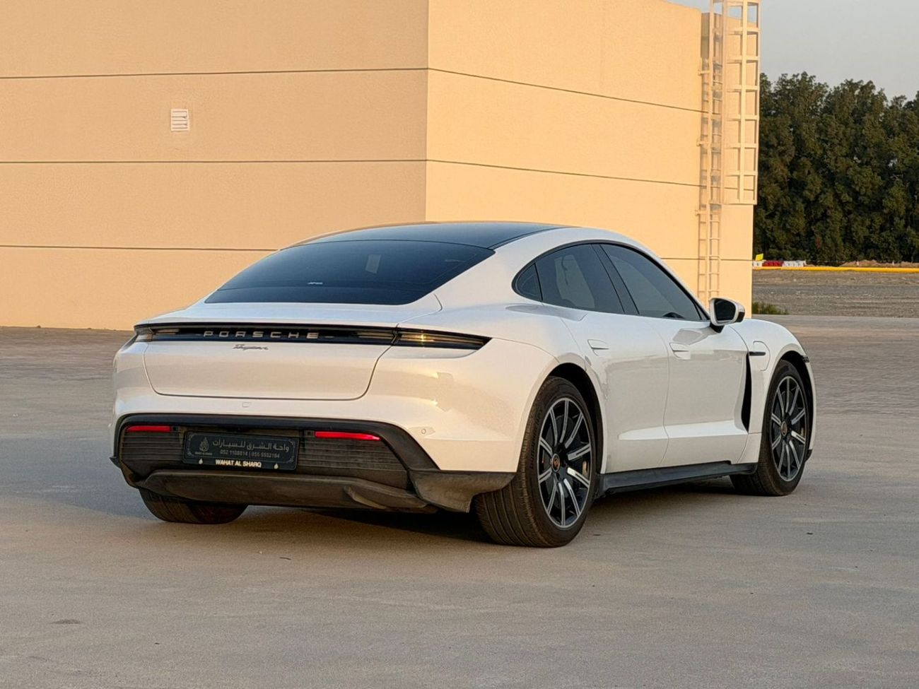 بورش تايكان 4S