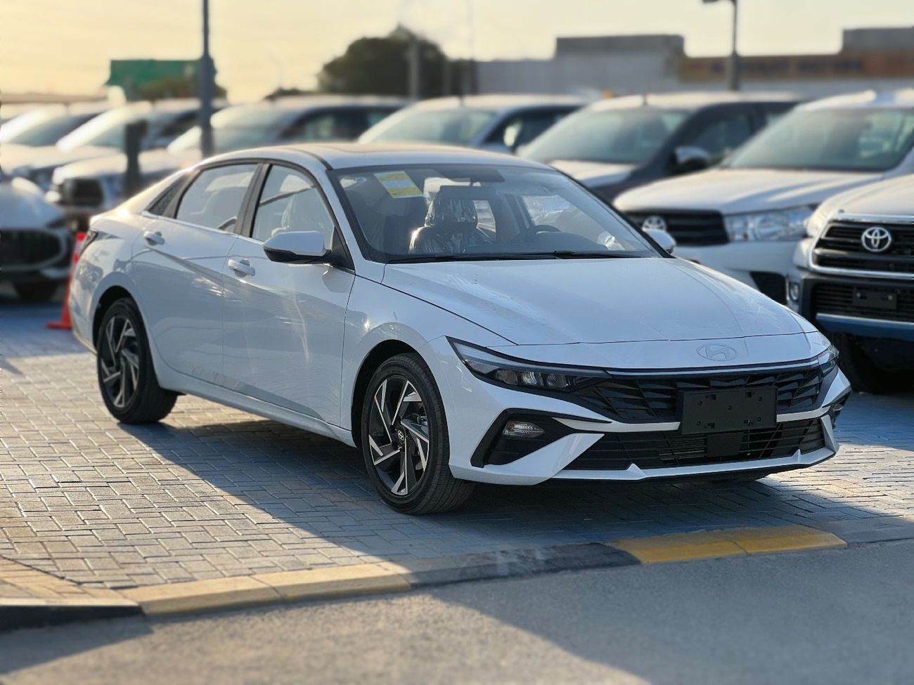 هيونداي إلانترا GL 1.6L