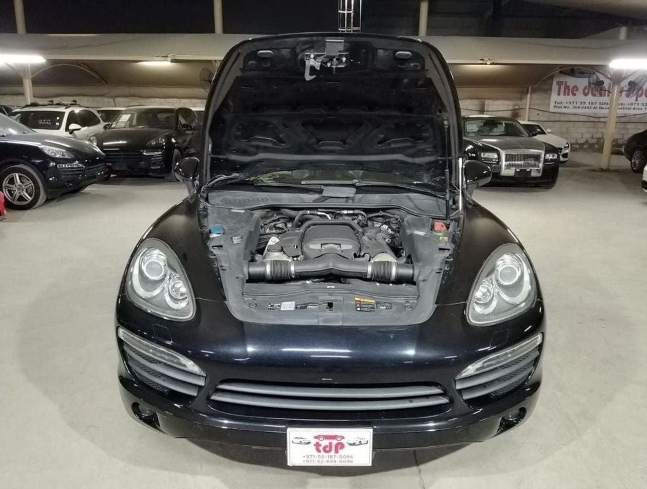 Porsche Cayenne S 4.8L PORSCHE CAYENNE S 2012 4.8L | BLACK LEATHER SEATS | KEYLESS START | POWER SEATS | SEAT HEATER