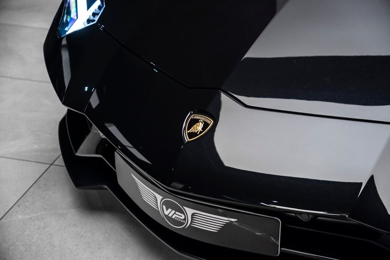 لامبورغيني أفينتادور 6.5L V12