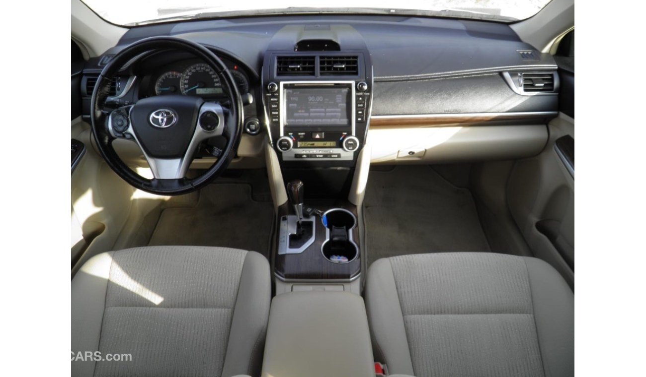 Toyota Camry 2015 SE+ REF#695