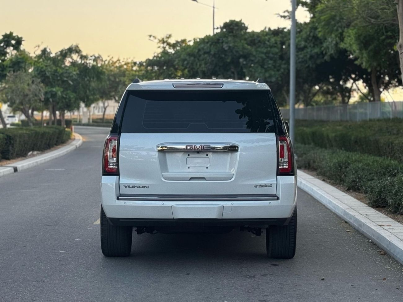 جي أم سي يوكون Denali 6.2L (8 Seater)