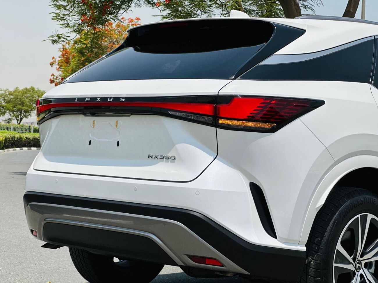 Lexus RX350 Lexus RX 350 Full Option Year: 2024 Color: White