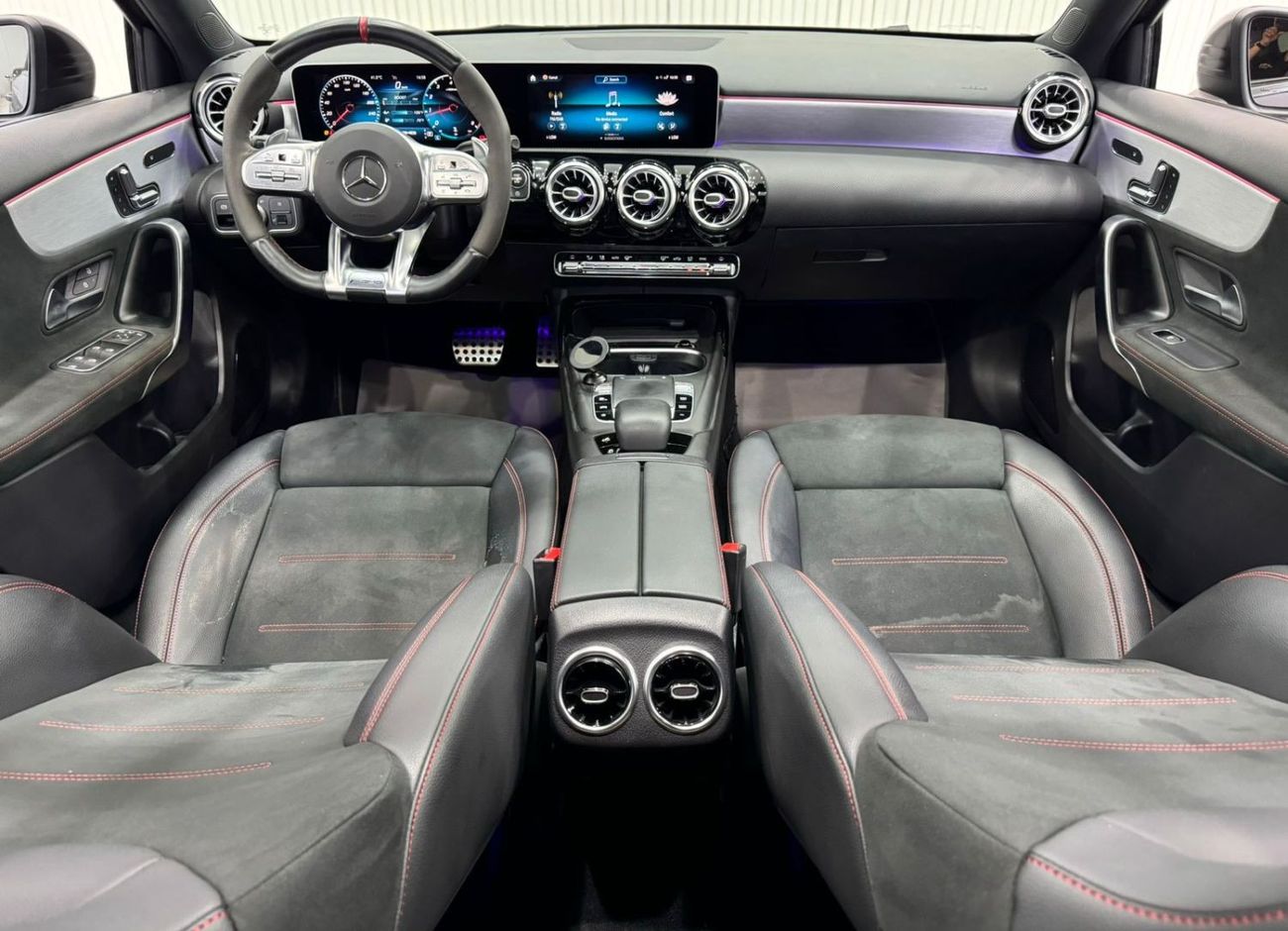 مرسيدس بنز A 35 AMG 2020 Mercedes-Benz A35 AMG, Sep 2025 EMC Agency Warranty, EMC Agency Full Service History, GCC